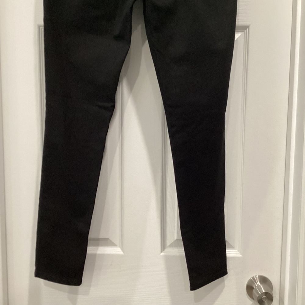 Old Navy Jeans - Picture 6 of 9